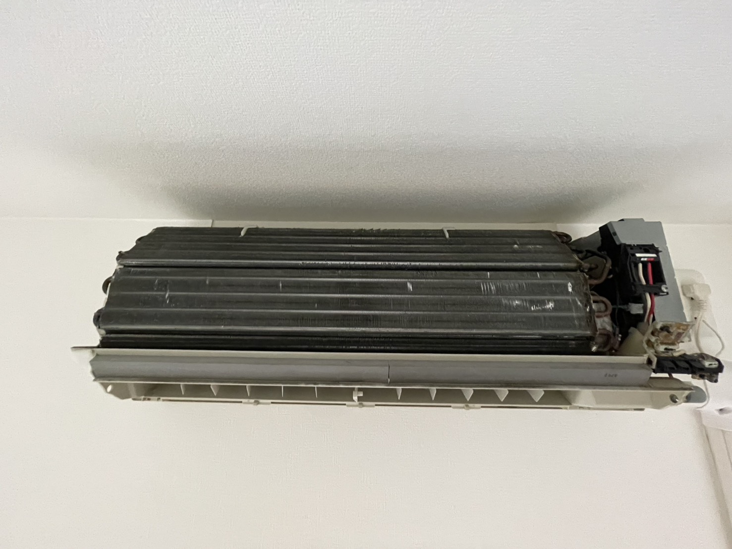 宝塚市中筋のエアコンクリーニング 熱交換器アフター Panasonic CS-222CF-W