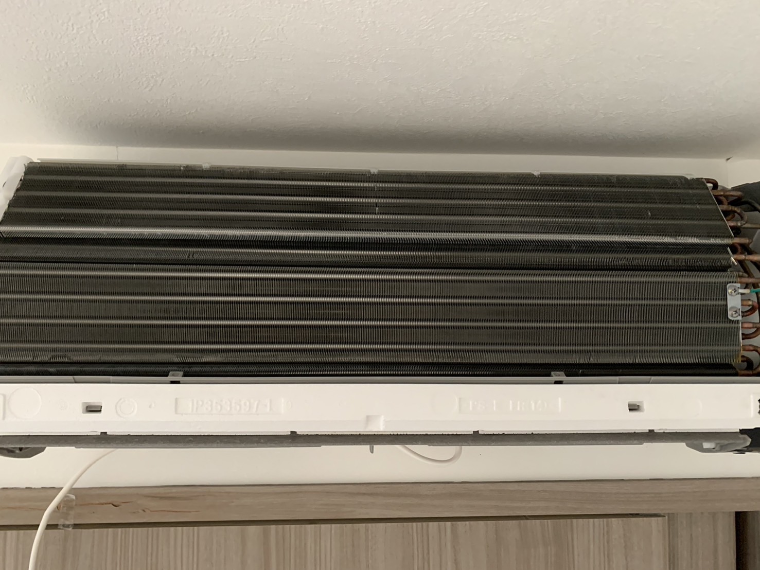 伊丹市西台のエアコンクリーニング 熱交換器アフター