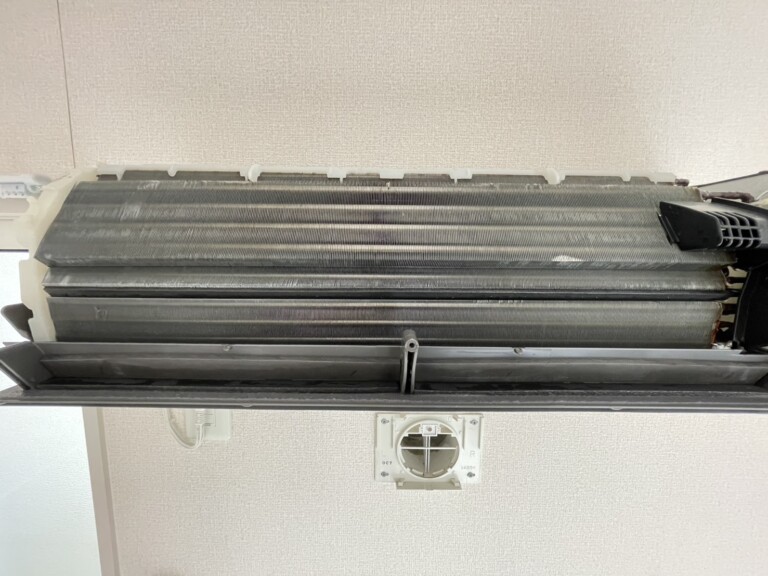 伊丹市稲野町でエアコンクリーニング｜富士通ゼネラルAS-C28G-Wを内部洗浄｜伊丹市のエアコンクリーニング施工事例
