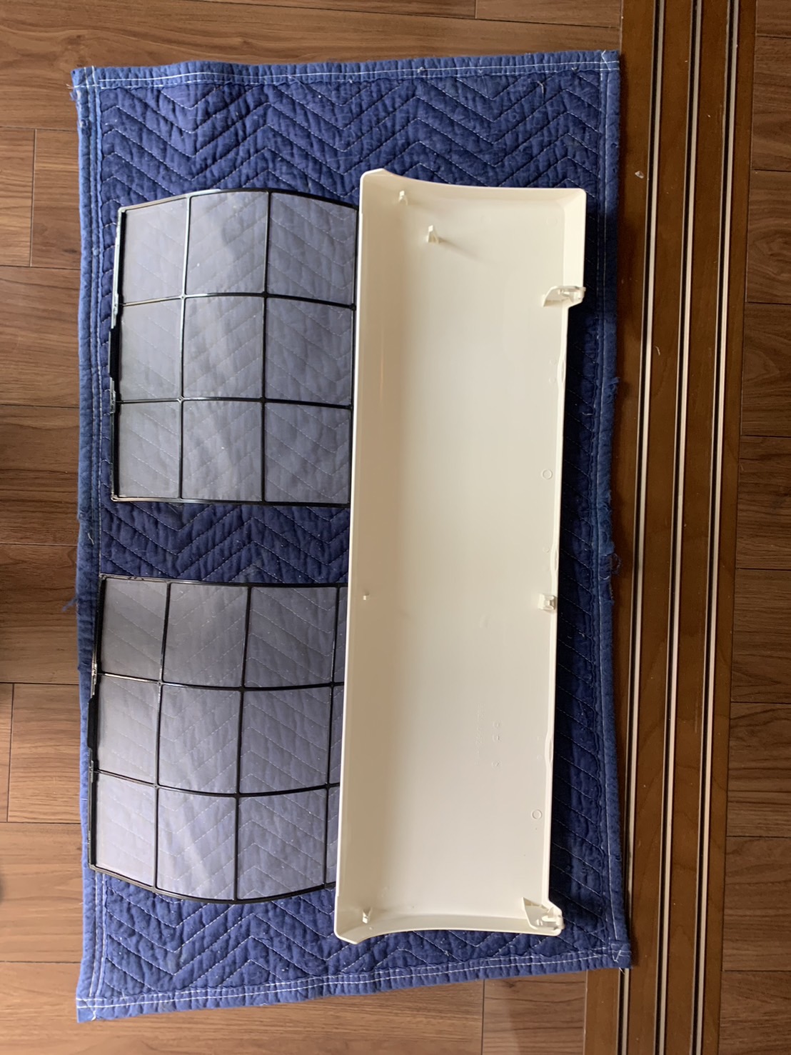宝塚市売布のエアコンクリーニング 外装パーツアフター